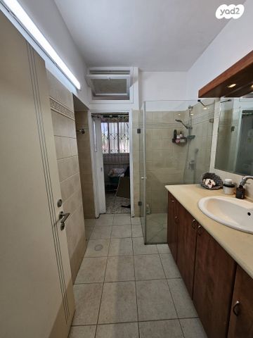 דירה, תרצה, עליות, רמת גן