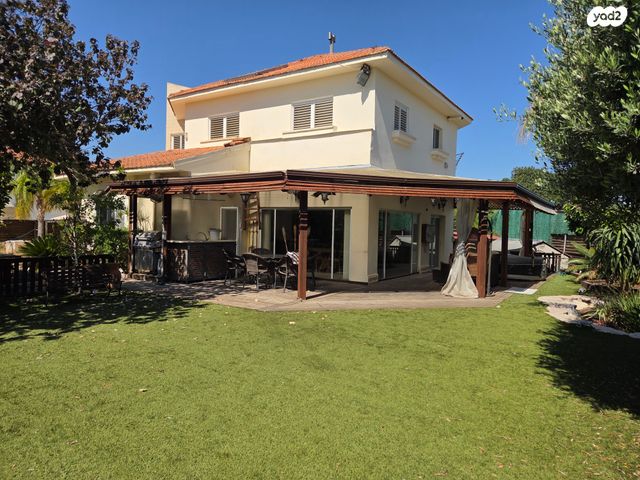 בית פרטי/ קוטג', מורן, נווה אילן - אזרחי, יבנה