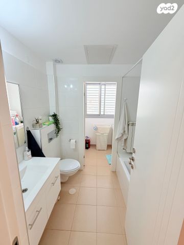 דירה, סנסן, צור הדסה