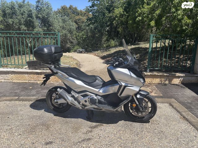 מודעת רכב הונדה פורזה 750