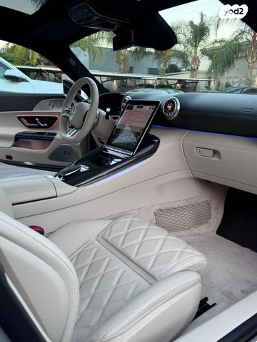 מרצדס-בנץ AMG GT