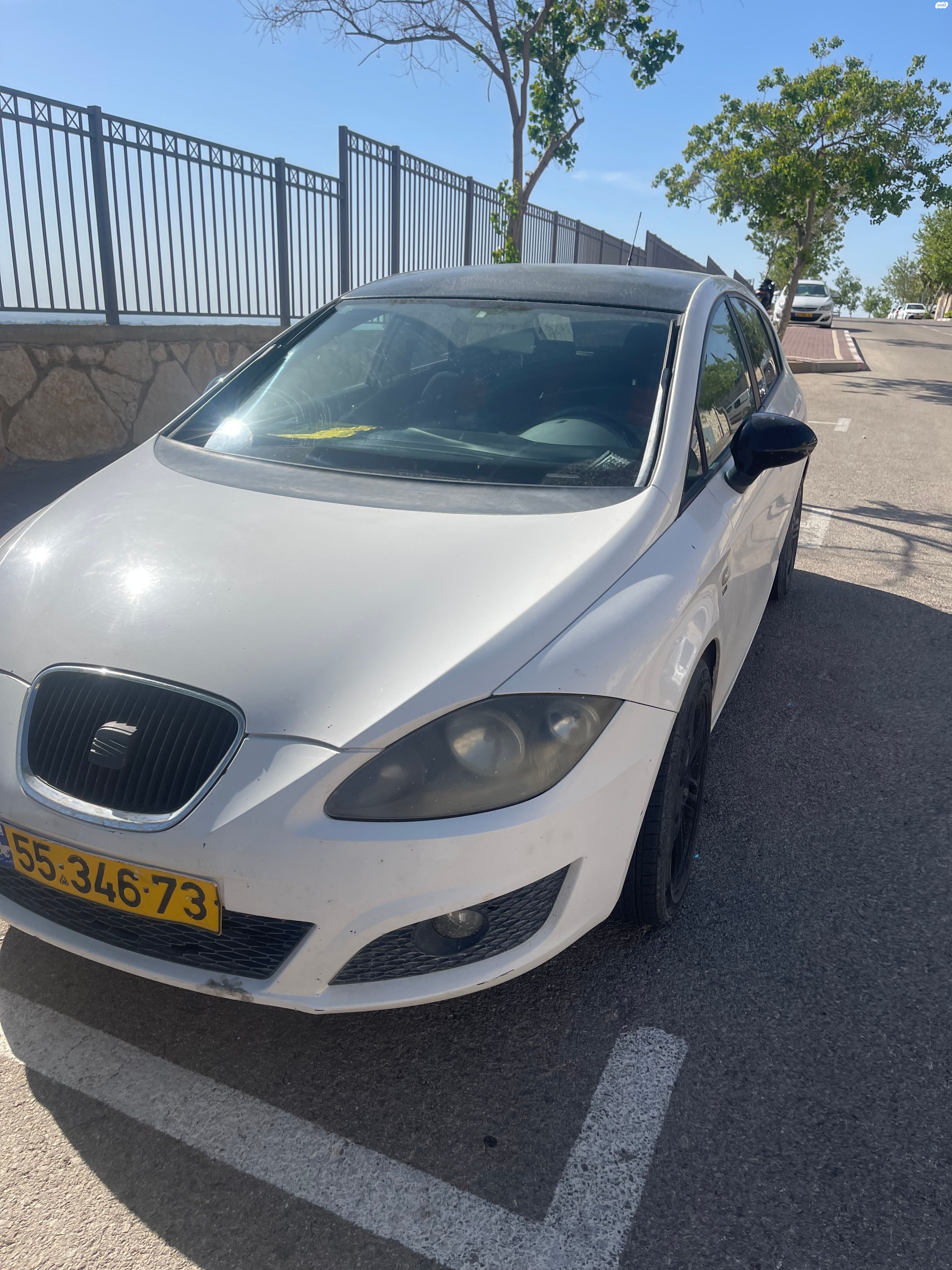 מודעת רכב סיאט לאון