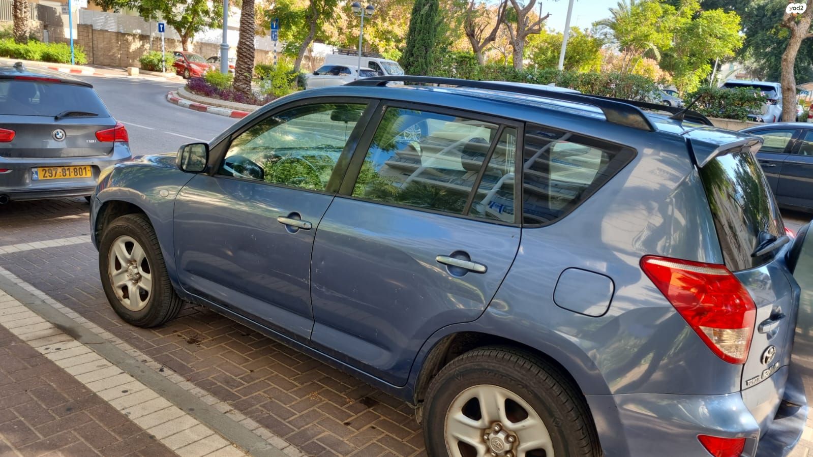 מודעת רכב טויוטה RAV4