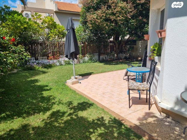 דו משפחתי, הפטל 25, פרדסיה, פרדסיה