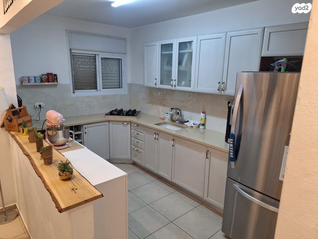 דירת גן, בר ניסן 13, נווה זאב, נאות אילן, באר שבע