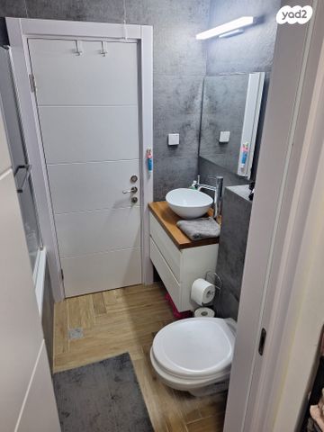 דירת גן, בר ניסן 13, נווה זאב, נאות אילן, באר שבע