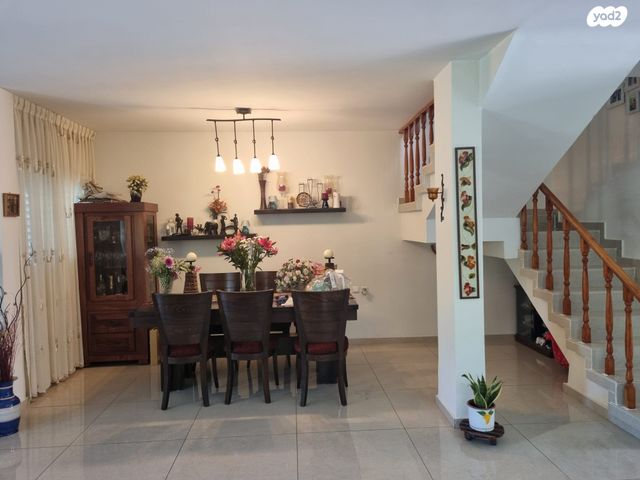 דו משפחתי, הפטל 25, פרדסיה, פרדסיה