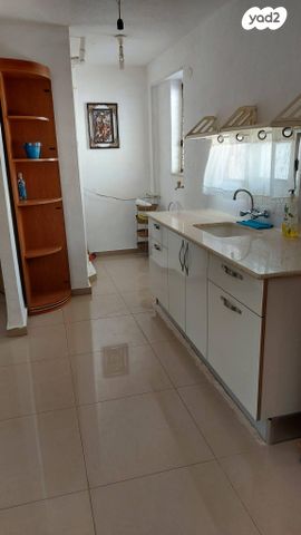 דירה, ביאליק 1, גן הורדים, אשקלון