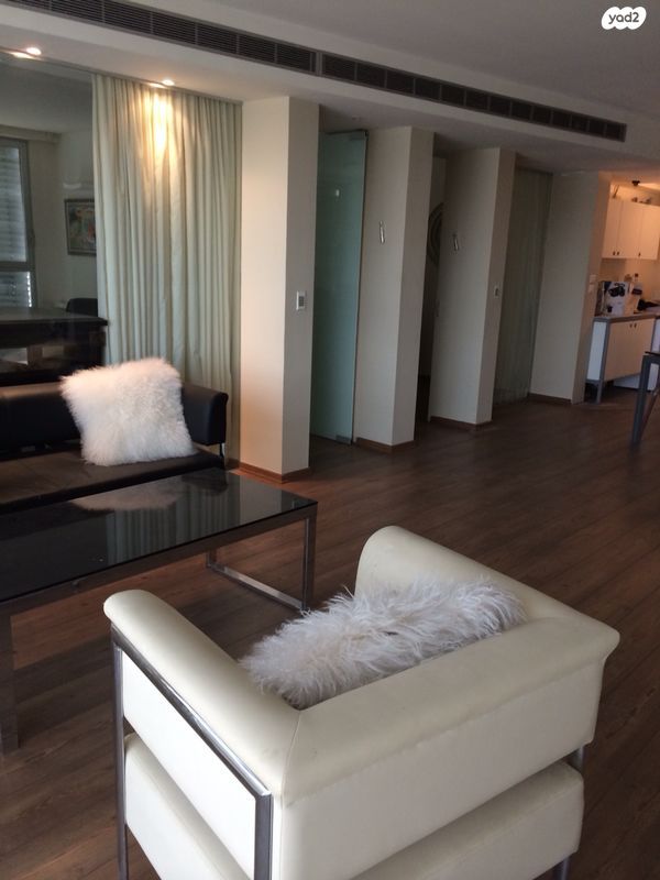 משרדים, המקצוע 9, מונטיפיורי, הרכבת, תל אביב יפו