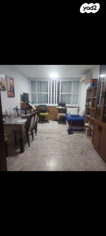 שדרות וייצמן 8