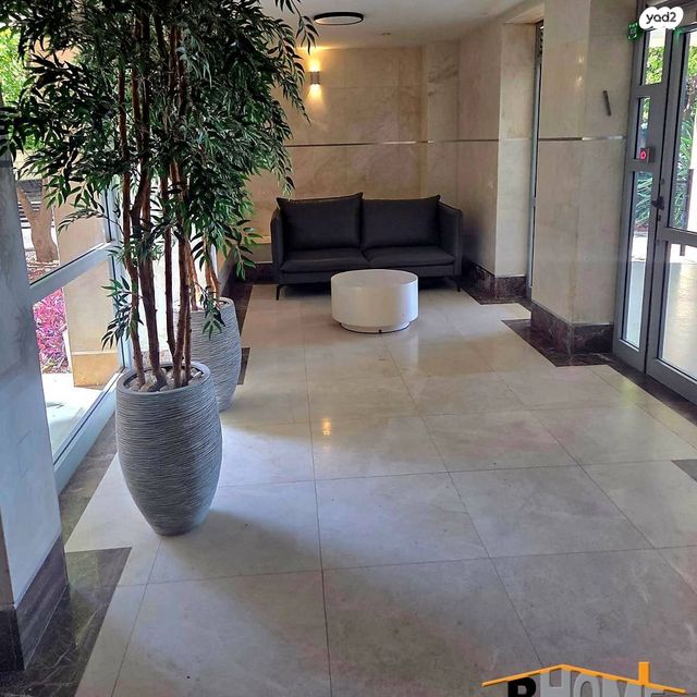 דירה, שדרות יצחק רבין 5, רמת אמיר, קדימה צורן