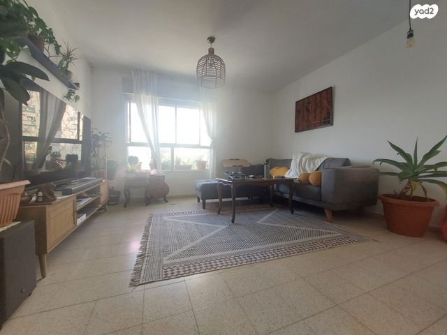 דירה, אהרון לובלין, גני אביב, לוד