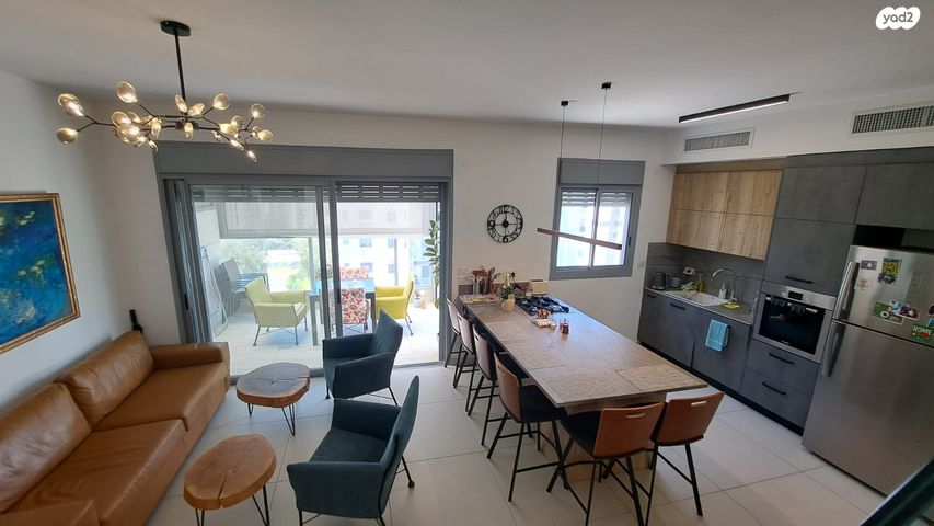 דופלקס, נרקיסים, ראשון לציון