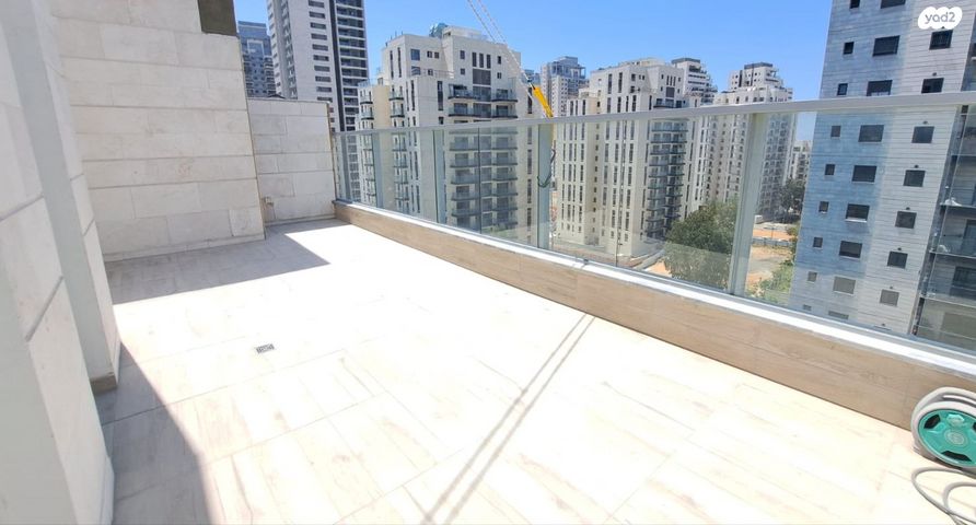 דופלקס, נרקיסים, ראשון לציון