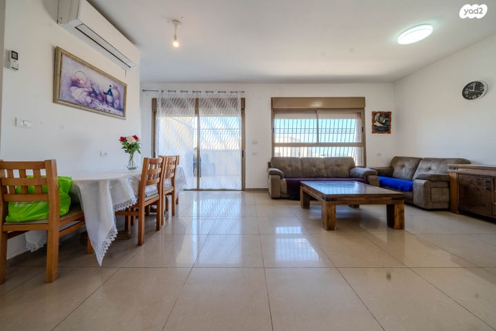 דירה, ברקת 33, אבני חן, חריש