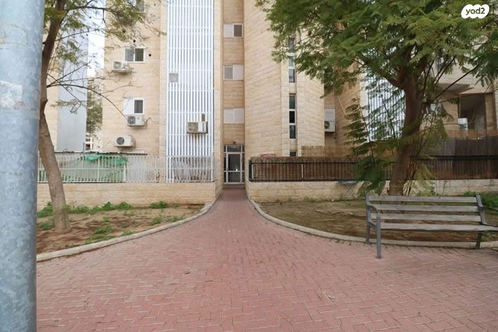 דירה, נווה זאב, נאות אילן, באר שבע