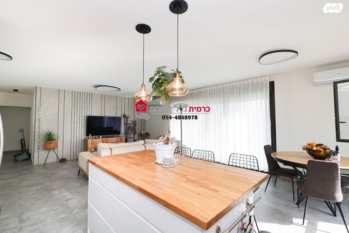 גג/ פנטהאוז, הדרים / כ"א, שוהם