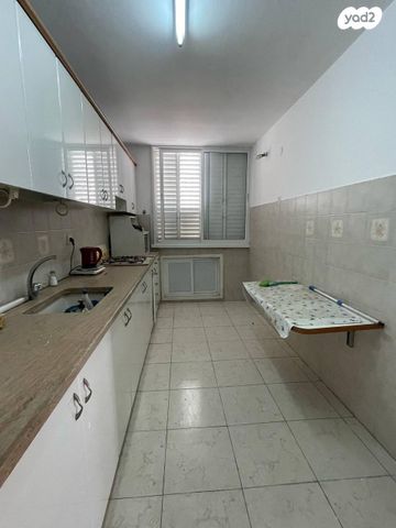 דירה, סוקולוב, מרכז, קרית עבודה, חולון