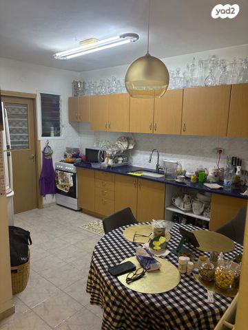 דירה, אלי תבין, פסגת זאב, ירושלים