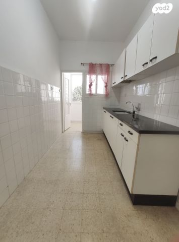 דירה, בן יהודה, הרצליה, חיפה