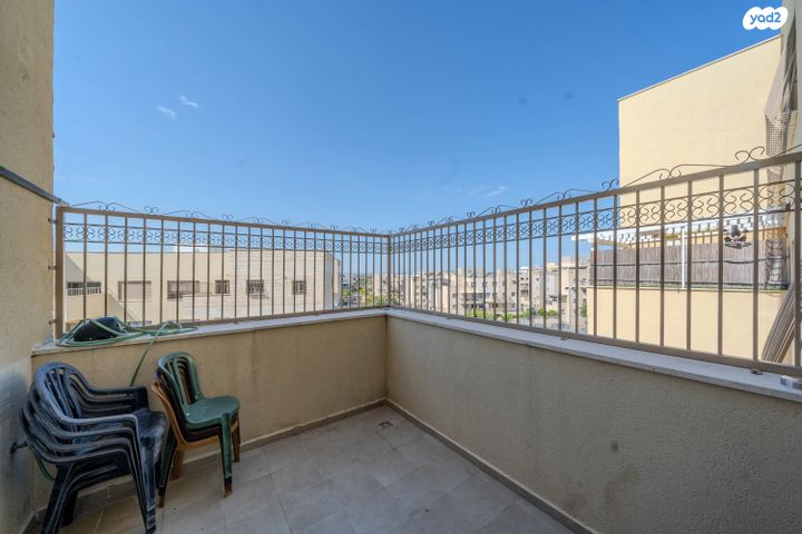 דירה, ברקת 33, אבני חן, חריש