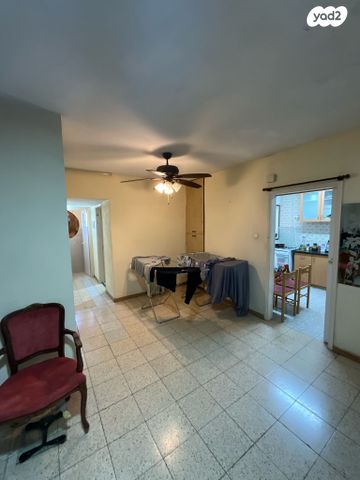 דירה, הרב קוק 10, מרכז העיר, לוד