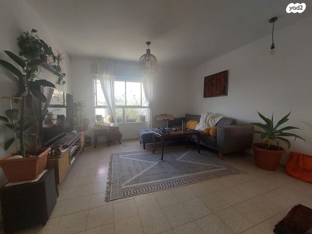 דירה, אהרון לובלין, גני אביב, לוד