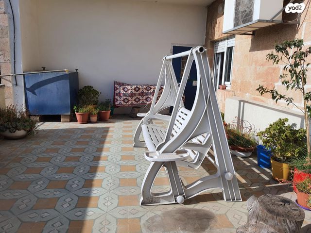 דירה, דרך חברון 61, גבעת חנניה, אבו תור, ירושלים