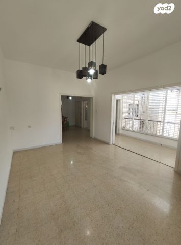 דירה, הרצליה, חיפה