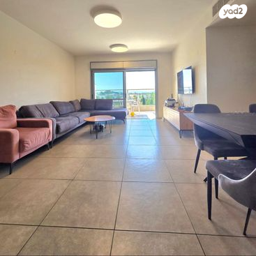 דירה, רמת אמיר, קדימה צורן