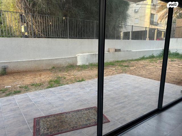 דירת גן, דבורה הנביאה, גני צהלה, רמות צהלה, תל אביב יפו