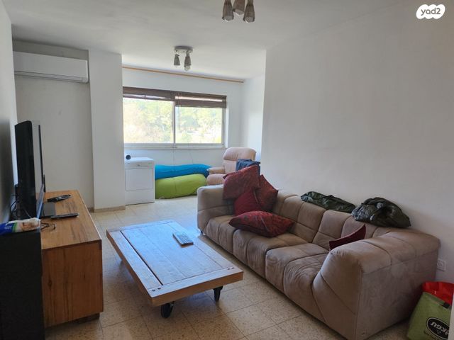 נווה שאנן 18