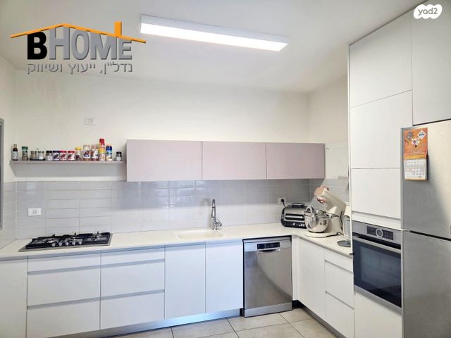 דירה, שדרות יצחק רבין, רמת אמיר, קדימה צורן