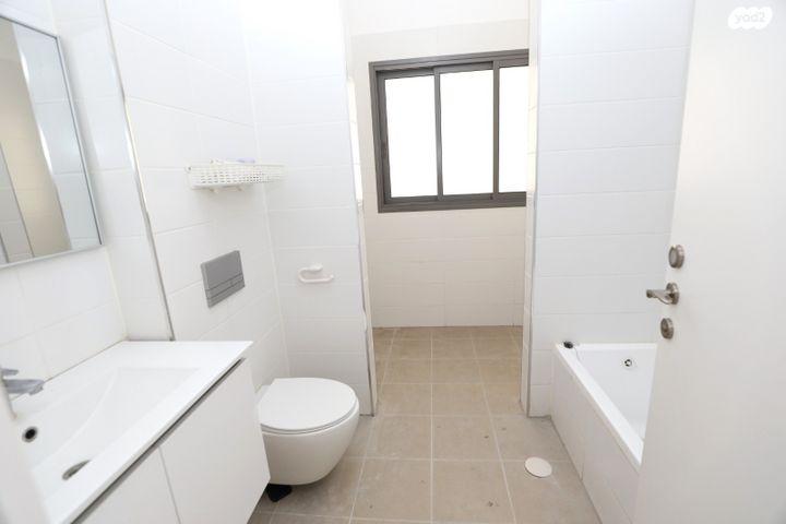 דירת גן, שוהם 23, אבני חן, חריש