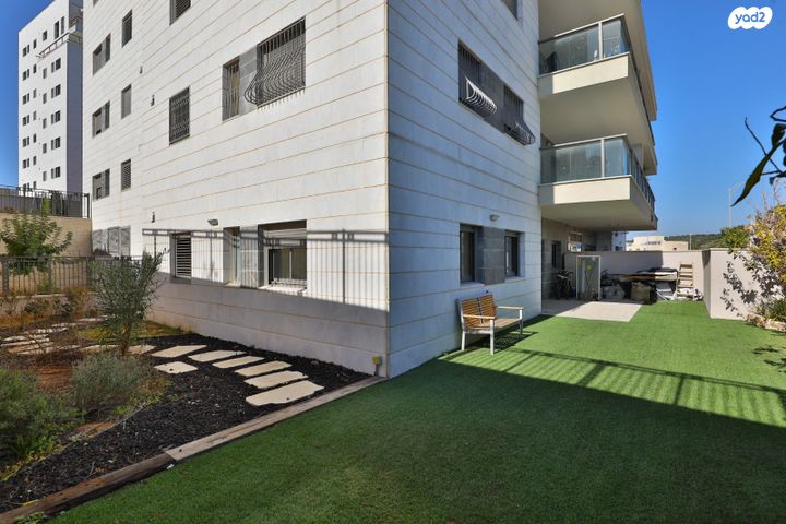 דירת גן, שוהם 23, אבני חן, חריש