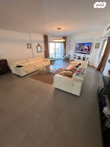 דופלקס, ברוך רם 13, מרכז העיר דרום, נתניה