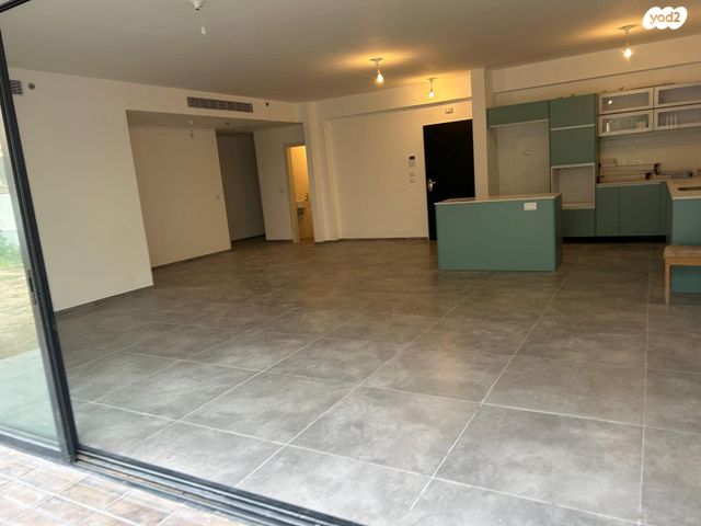 דירת גן, דבורה הנביאה, גני צהלה, רמות צהלה, תל אביב יפו