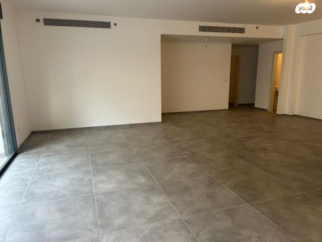 דירת גן, דבורה הנביאה, גני צהלה, רמות צהלה, תל אביב יפו