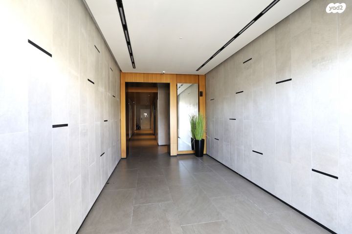 דירת גן, שוהם 23, אבני חן, חריש