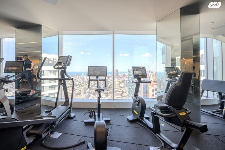 דופלקס, גרציאני יצחק 8, גני שרונה, קרית הממשלה, תל אביב יפו