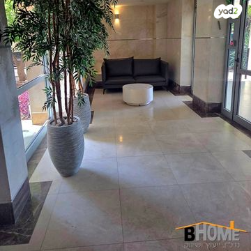 דירה, רמת אמיר, קדימה צורן