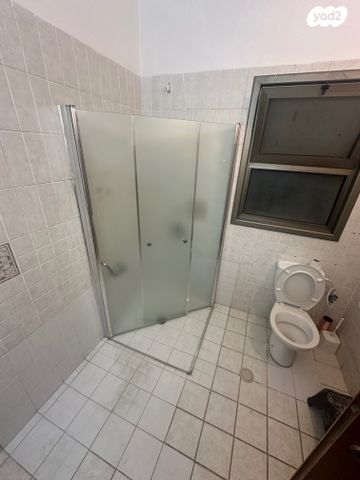 בית פרטי/ קוטג', יהודה גורודיסקי 23, א' / צפון מזרח העיר, רחובות