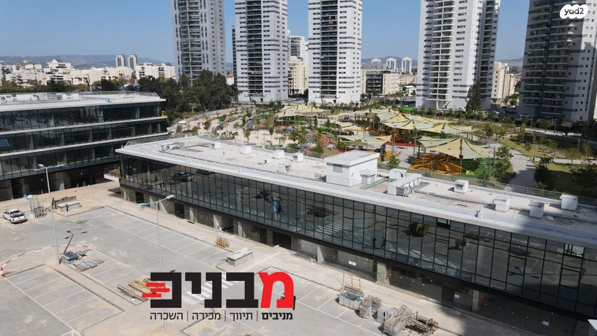 משרדים, משכנות האומנים, קרית מוצקין