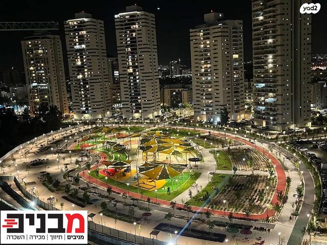 משרדים, משכנות האומנים, קרית מוצקין