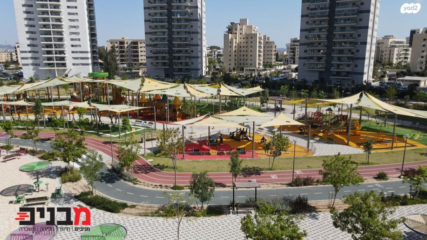 משרדים, שושנה דמארי, משכנות האומנים, קרית מוצקין