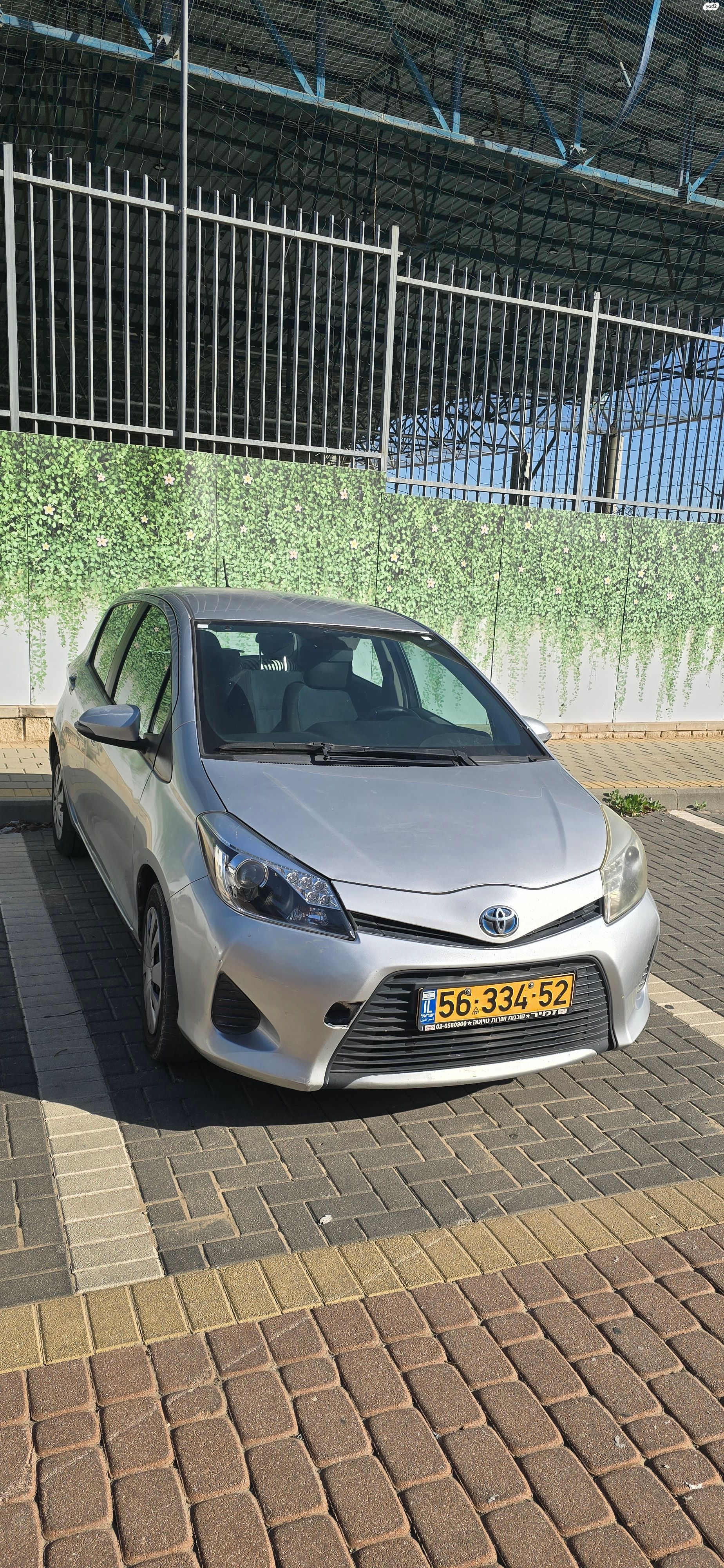 מודעת רכב טויוטה יאריס