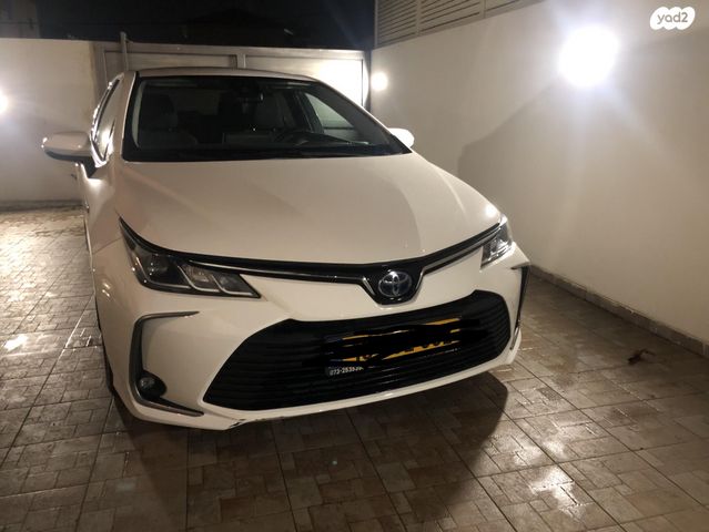 טויוטה קורולה