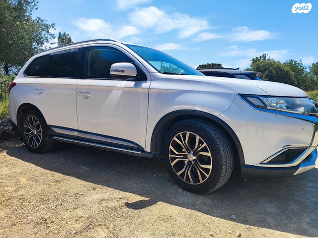 מיצובישי אאוטלנדר