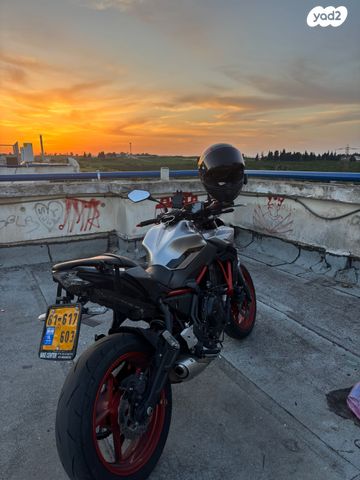מודעת רכב קאוואסאקי Z650