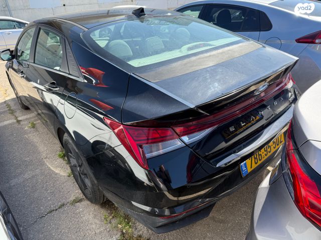 יונדאי אלנטרה